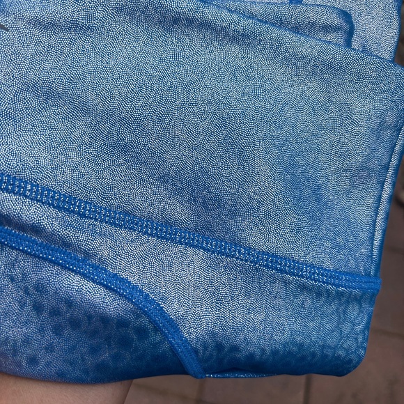 ZYIA Blue Mermaid Metallic Light n Tight hi rise capri 20” 8-10 BNWT - Picture 6 of 6